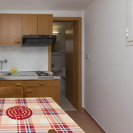 아파트 Miskovic - Studio With Balcony And Sea View